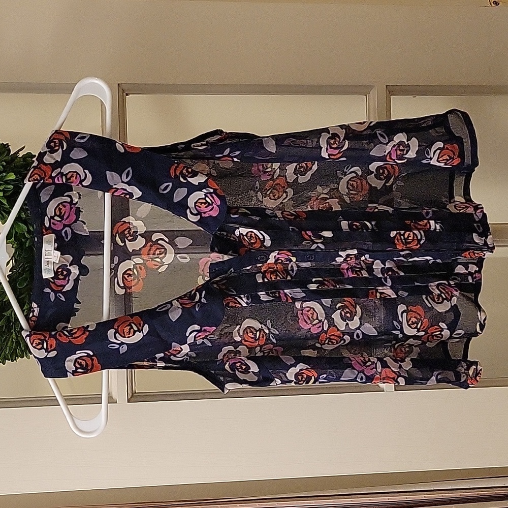 Sheer collared button down tank